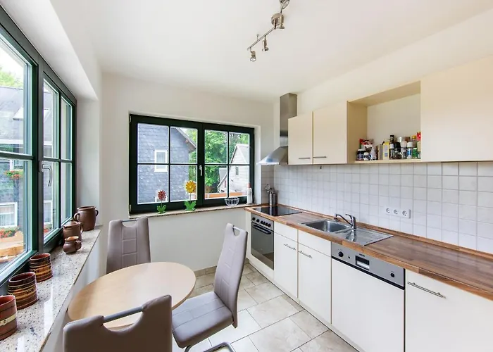 Rennsteig Trail Family Escape * Eisfeld