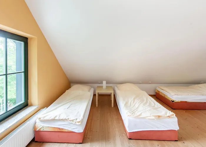 Rennsteig Trail Family Escape * Eisfeld